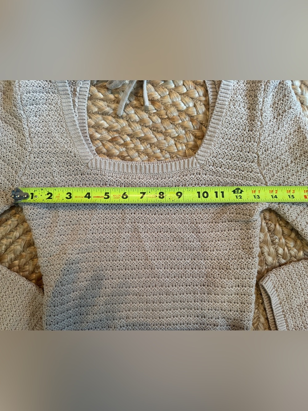Hollister Beige Open Knit Cropped Long Sleeve Sweater Top Size S - Picture 6 of 7